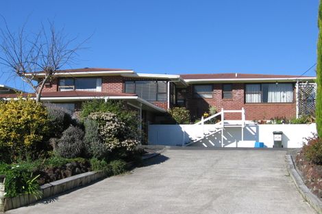 Photo of property in 12 Hillcrest Road, Hatfields Beach, Orewa, 0931