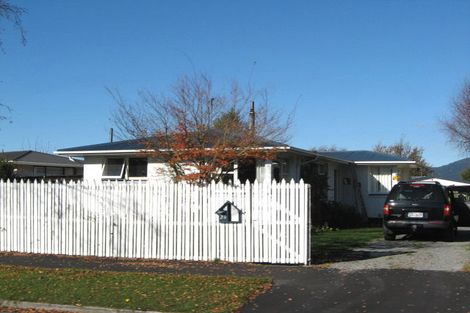 Photo of property in 24 West-watson Avenue, Hillmorton, Christchurch, 8025