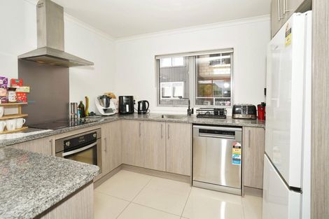 Photo of property in 2/7 Vialou Street, Hamilton Central, Hamilton, 3204