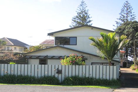 Photo of property in 2/333 Hibiscus Coast Highway, Orewa, 0931