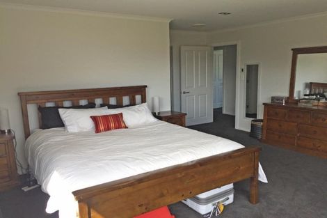 Photo of property in 17 Trevathan Lane, Wanaka, 9305