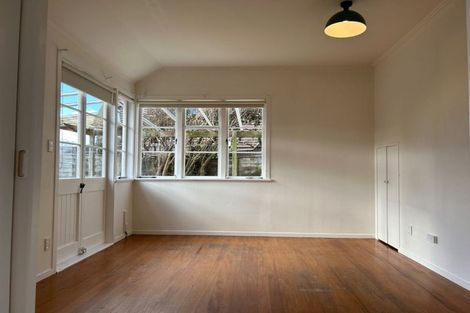 Photo of property in 35 Anzac Street, Takapuna, Auckland, 0622