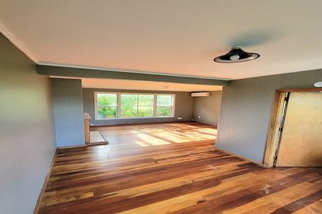 Photo of property in 74-76 Hereford Street, Cannons Creek, Porirua, 5024