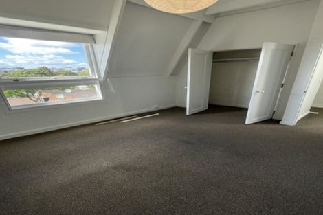 Photo of property in 19/10 Pitarua Street, Thorndon, Wellington, 6011