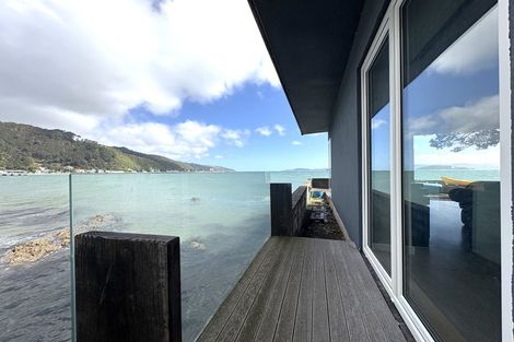 Photo of property in 603b Marine Drive, Days Bay, Lower Hutt, 5013