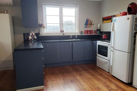 Photo of property in 37 Chester Street, Patea, 4520