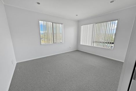Photo of property in 43a Savoy Road, Glen Eden, Auckland, 0602