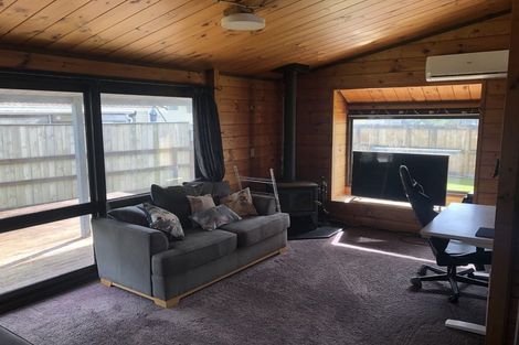 Photo of property in 3 Maralyn Place, Bell Block, New Plymouth, 4312