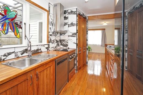 Photo of property in 18 Taniwha Street, Frankton, Hamilton, 3204