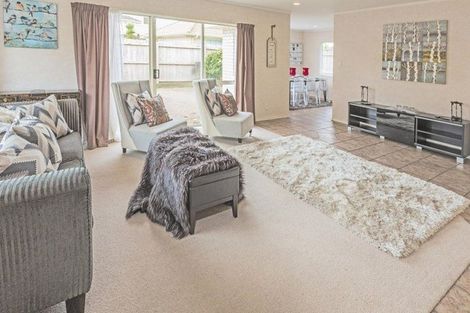 Photo of property in 1/18 Edendale Road, Somerville, Auckland, 2014