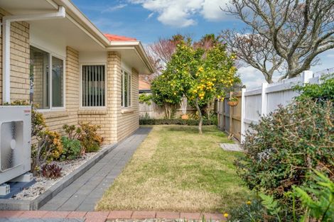 Photo of property in 94 Gravatt Road, Papamoa Beach, Papamoa, 3118