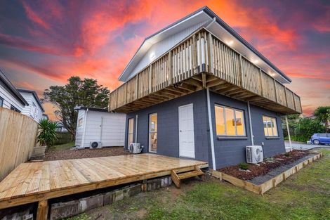 Photo of property in 38d Hetherington Road, Ranui, Auckland, 0612