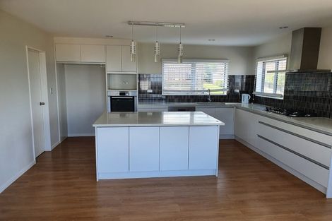 Photo of property in 65 Kirikiri Drive, Papakura, 2110