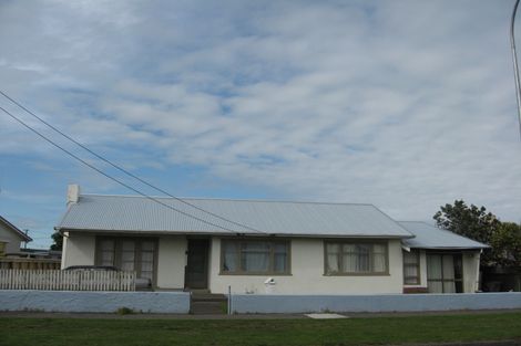 Photo of property in 58 Mosston Road, Castlecliff, Whanganui, 4501