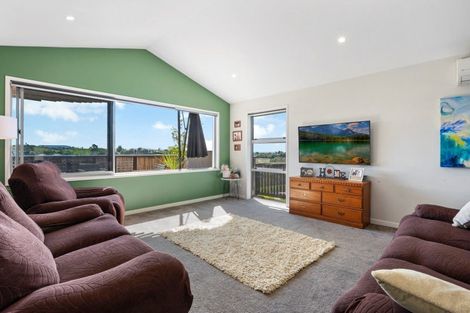 Photo of property in 5 Greenvale Place, Welcome Bay, Tauranga, 3112