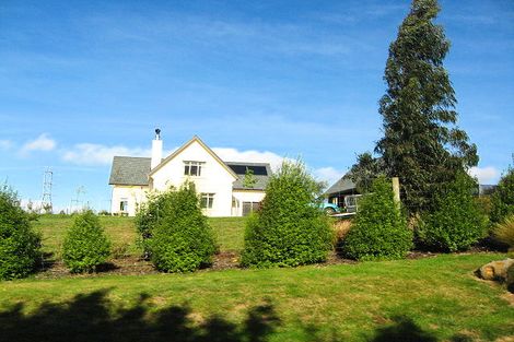 Photo of property in 2 Joshua Place, Helensburgh, Dunedin, 9010