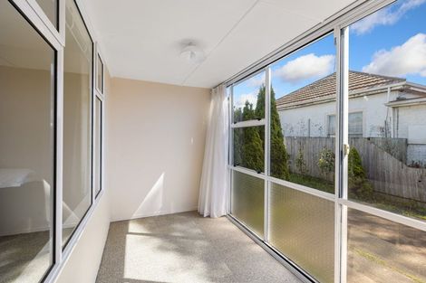 Photo of property in 1/79 Hills Road, Edgeware, Christchurch, 8013