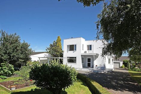 Photo of property in 69b Mako Mako Road, Levin, 5510