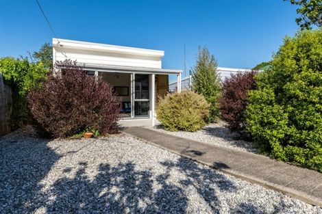 Photo of property in 16 Bradshaw Street, South Dunedin, Dunedin, 9012