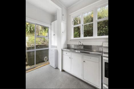 Photo of property in 68a Cliffs Road, Saint Clair, Dunedin, 9012