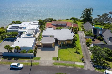 Photo of property in 35 William Bryan Drive, Half Moon Bay, Auckland, 2012