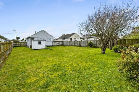 Photo of property in 67 Fairfield Road, Hawera, 4610