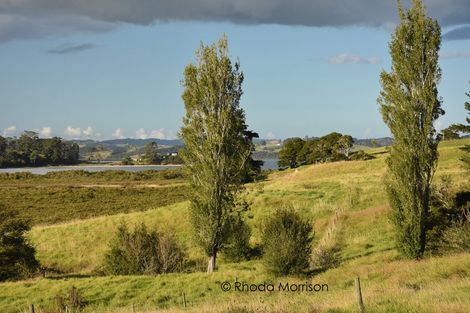 Photo of property in 21 Matahehe Lane, Tinopai, 0593