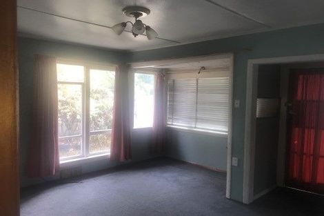 Photo of property in 42 Hollyford Avenue, Bryndwr, Christchurch, 8053