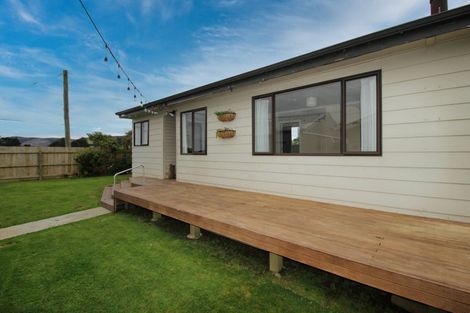 Photo of property in 26 Tokanui-haldane Road, Tokanui, 9884
