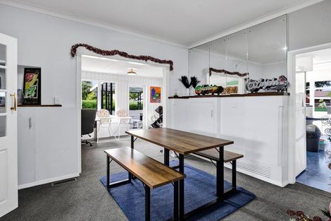 Photo of property in 14 Dives Avenue, Hawera, 4610