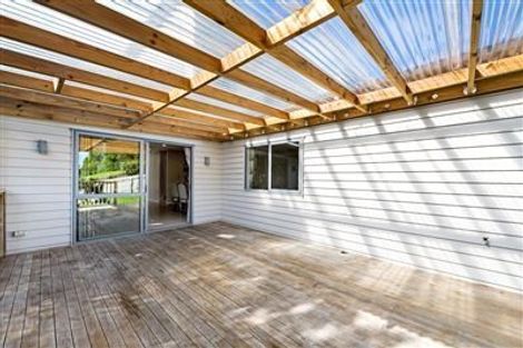 Photo of property in 32 The Enclave, Totara Heights, Auckland, 2105
