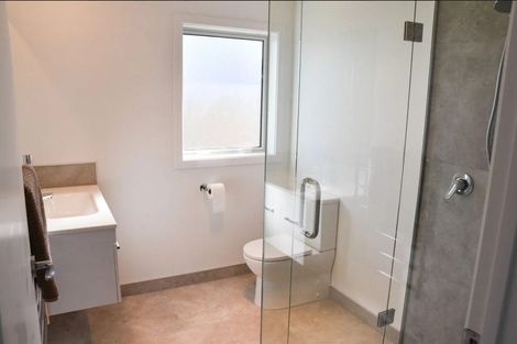 Photo of property in 5 Hof Lane, Foxton, 4814