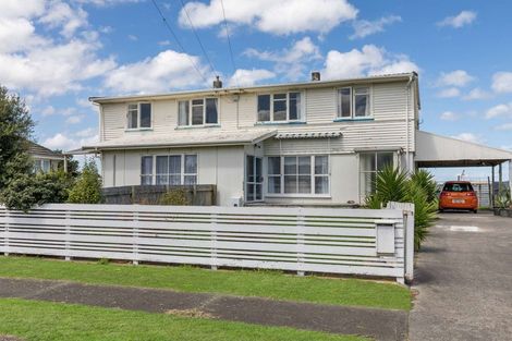 Photo of property in 26-28 Matipo Street, Castlecliff, Whanganui, 4501