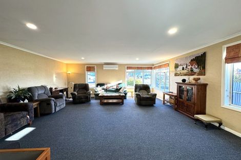 Photo of property in 17 Naish Street, Balclutha, 9230