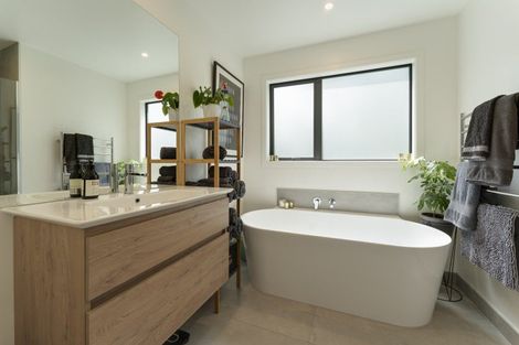 Photo of property in 8 Erskine Street, Lake Hayes, Queenstown, 9304