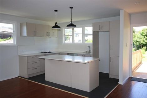 Photo of property in 39 Dundale Avenue, Blockhouse Bay, Auckland, 0600