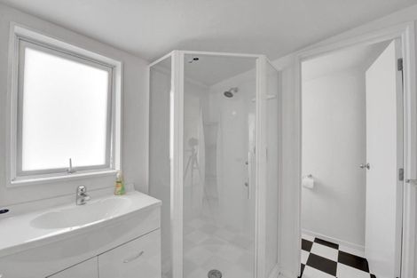 Photo of property in 69 Wellington Street, Nelson South, Nelson, 7010