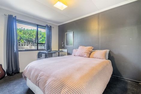 Photo of property in 2 Marshall Street, Strathern, Invercargill, 9812