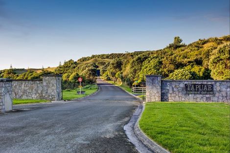 Photo of property in 24 Washer Road, Omata, New Plymouth, 4374