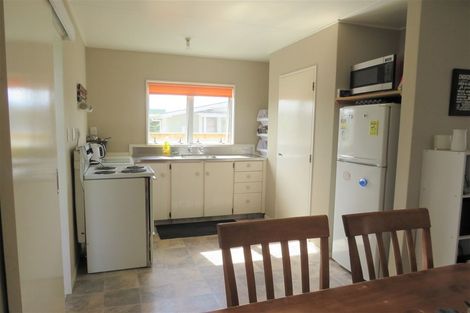 Photo of property in 18a Shortt Street, Foxton Beach, Foxton, 4815