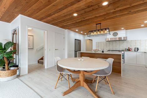 Photo of property in 1/5 Park Avenue, Takapuna, Auckland, 0622