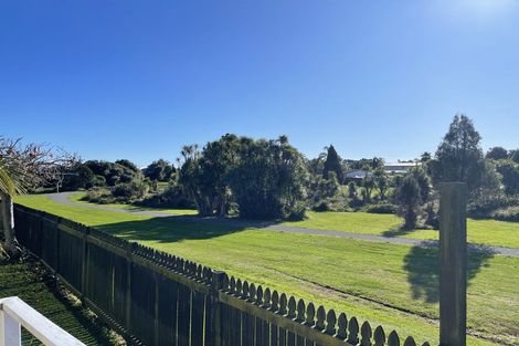 Photo of property in 12 Belray Place, Papamoa Beach, Papamoa, 3118