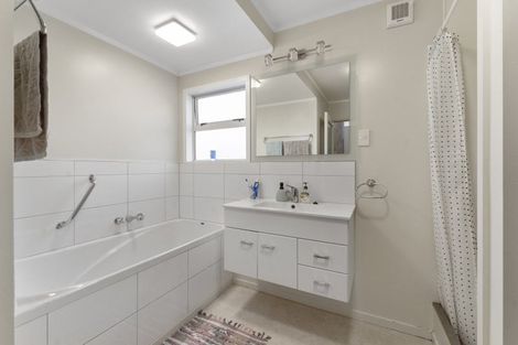 Photo of property in 18 Robert Mckeen Street, Otaki Beach, Otaki, 5512