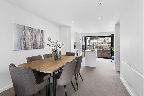 Photo of property in 3/12 Stanley Street, Berhampore, Wellington, 6023