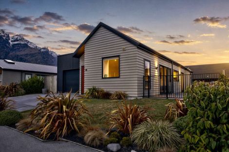 Photo of property in 45 Bannister Street, Jacks Point, Queenstown, 9371