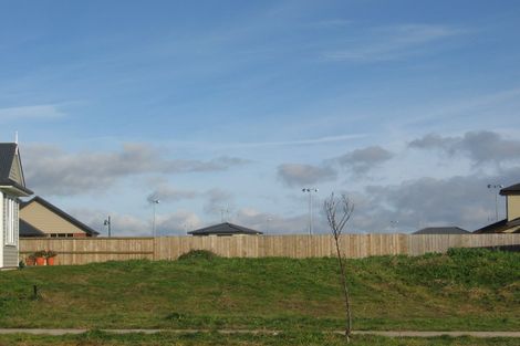 Photo of property in 14 Thistlewood Avenue, Hamilton East, Hamilton, 3216