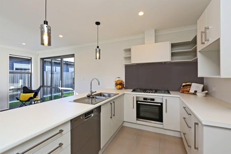 Photo of property in 18 Pelorus Avenue, Poraiti, Napier, 4112