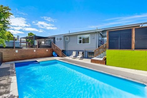 Photo of property in 107 Coronation Road, Hillcrest, Auckland, 0627