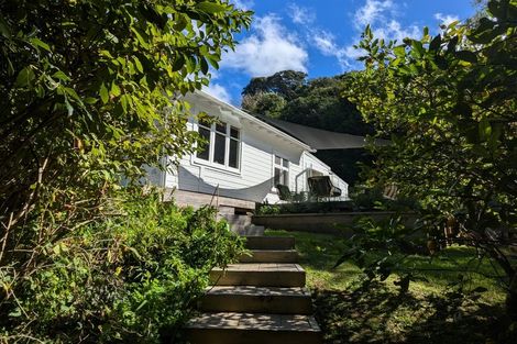 Photo of property in 19 Curtis Street, Karori, Wellington, 6012