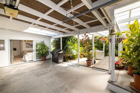Photo of property in 170 Vigor Brown Street, Napier South, Napier, 4110